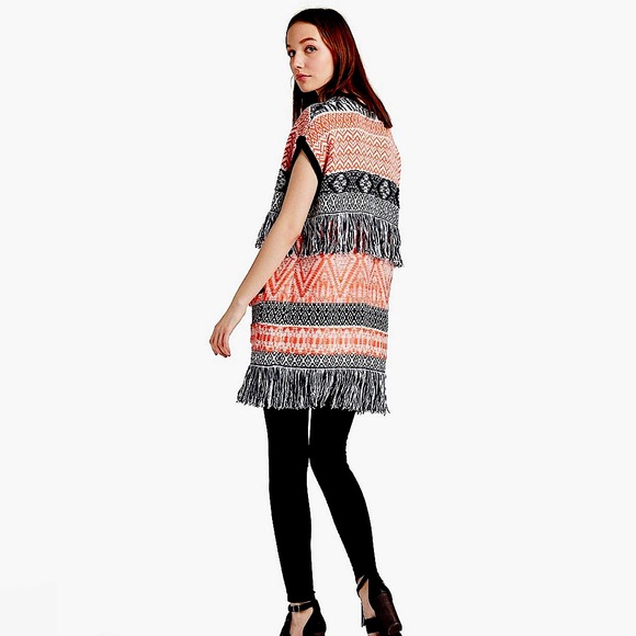LUCKY Fringe Jacquard Sweater Vest - Picture 8 of 13
